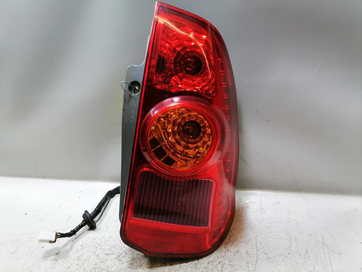 Mitsubishi Space Star original R&uuml;cklicht R&uuml;ckleuchte Schlussleuchte rechts Facelift Bj.2002